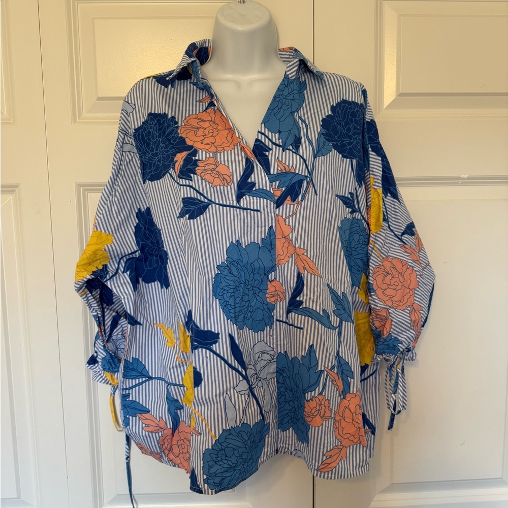 Belle + sky stripe floral popover blouse. Retro boxy look. Oversized L